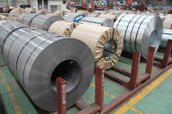 冷轧纵剪成品区