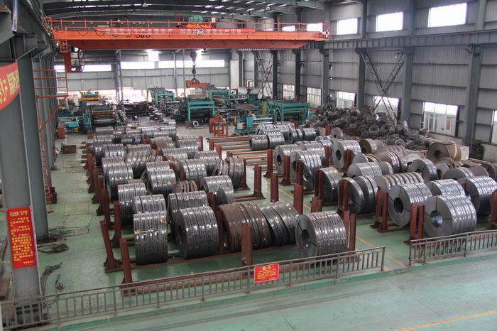 热轧纵剪机组与成品